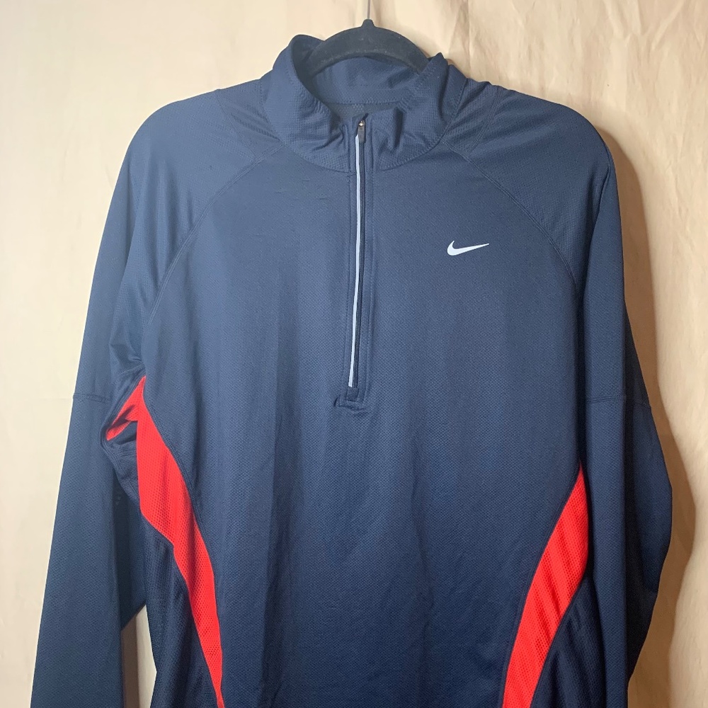 Nike Dry Fit Long Sleeve with TONS OF DETAIL - Size Large